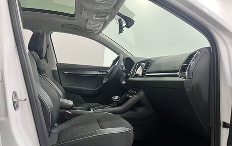 Skoda Karoq I, 2021 год, 2 250 000 рублей, 8 фотография