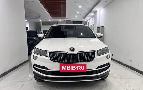 Skoda Karoq I, 2021 год, 2 250 000 рублей, 2 фотография