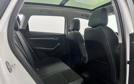 Skoda Karoq I, 2021 год, 2 250 000 рублей, 18 фотография