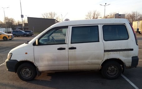 Toyota Town Ace III, 2000 год, 580 000 рублей, 1 фотография