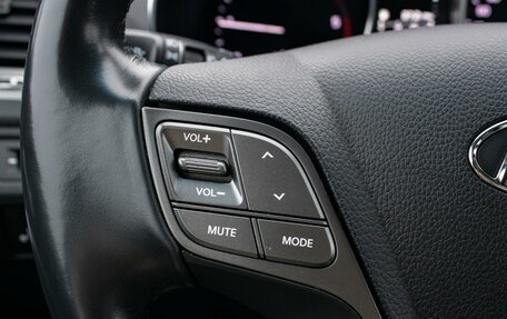 Hyundai Santa Fe III рестайлинг, 2018 год, 2 670 000 рублей, 15 фотография