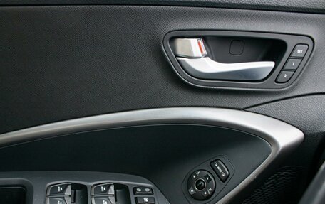 Hyundai Santa Fe III рестайлинг, 2018 год, 2 670 000 рублей, 21 фотография