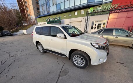 Toyota Land Cruiser Prado 150 рестайлинг 2, 2014 год, 3 300 000 рублей, 11 фотография