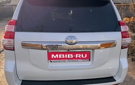 Toyota Land Cruiser Prado 150 рестайлинг 2, 2014 год, 3 300 000 рублей, 3 фотография
