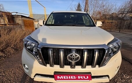 Toyota Land Cruiser Prado 150 рестайлинг 2, 2014 год, 3 300 000 рублей, 10 фотография