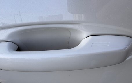 Toyota Land Cruiser Prado 150 рестайлинг 2, 2014 год, 3 300 000 рублей, 16 фотография