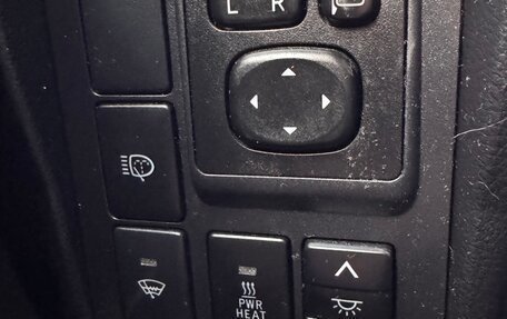 Toyota Land Cruiser Prado 150 рестайлинг 2, 2014 год, 3 300 000 рублей, 28 фотография