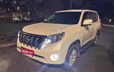 Toyota Land Cruiser Prado 150 рестайлинг 2, 2014 год, 3 300 000 рублей, 38 фотография