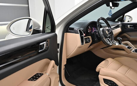 Porsche Cayenne III, 2022 год, 6 960 000 рублей, 12 фотография