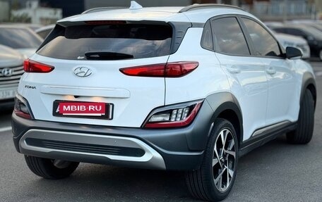 Hyundai Kona I, 2022 год, 1 990 000 рублей, 5 фотография