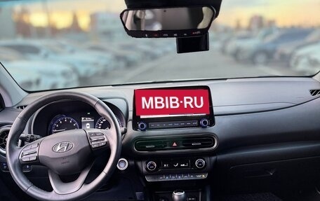 Hyundai Kona I, 2022 год, 1 990 000 рублей, 6 фотография
