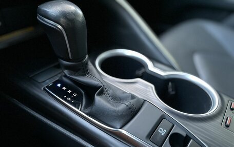 Toyota Camry, 2021 год, 3 228 000 рублей, 21 фотография