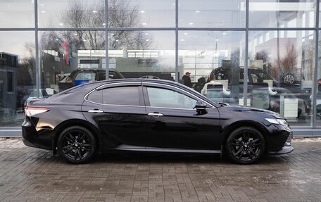 Toyota Camry, 2020 год, 2 800 000 рублей, 8 фотография