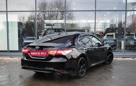 Toyota Camry, 2020 год, 2 800 000 рублей, 2 фотография