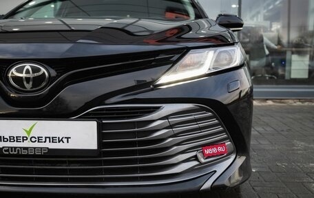 Toyota Camry, 2020 год, 2 800 000 рублей, 10 фотография