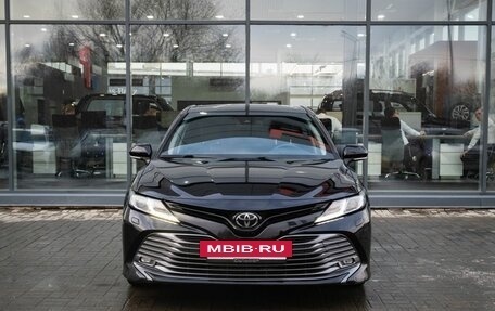 Toyota Camry, 2020 год, 2 800 000 рублей, 3 фотография