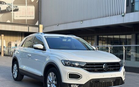 Volkswagen T-Roc I, 2021 год, 2 250 000 рублей, 4 фотография