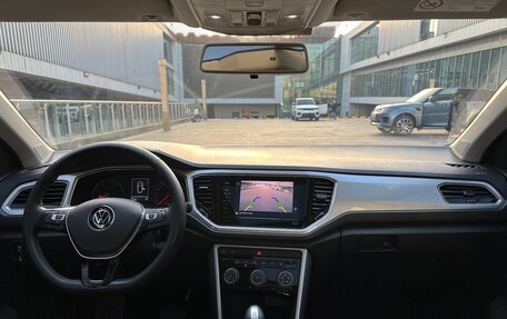 Volkswagen T-Roc I, 2021 год, 2 250 000 рублей, 6 фотография