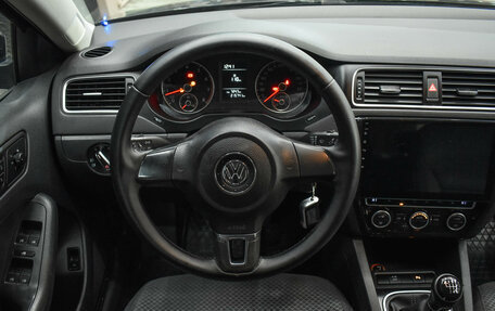 Volkswagen Jetta VI, 2014 год, 1 050 000 рублей, 12 фотография