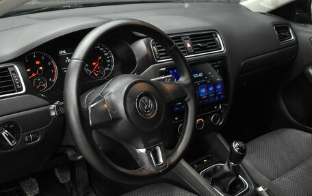 Volkswagen Jetta VI, 2014 год, 1 050 000 рублей, 15 фотография