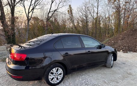 Volkswagen Jetta VI, 2013 год, 800 000 рублей, 7 фотография