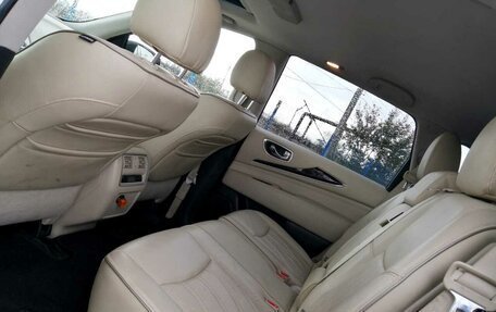 Infiniti QX60 I рестайлинг, 2017 год, 3 050 000 рублей, 9 фотография