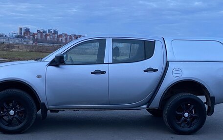 Mitsubishi L200 IV рестайлинг, 2013 год, 829 000 рублей, 9 фотография