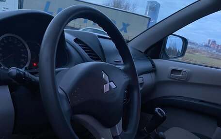 Mitsubishi L200 IV рестайлинг, 2013 год, 829 000 рублей, 15 фотография