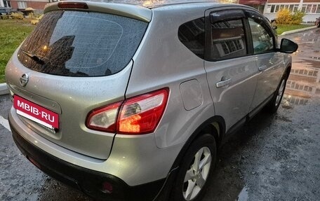 Nissan Qashqai, 2010 год, 800 000 рублей, 11 фотография