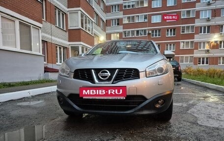 Nissan Qashqai, 2010 год, 800 000 рублей, 8 фотография