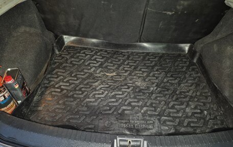 Nissan Qashqai, 2010 год, 800 000 рублей, 16 фотография