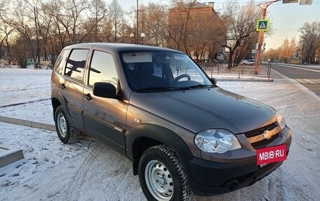 Chevrolet Niva I рестайлинг, 2014 год, 880 000 рублей, 3 фотография