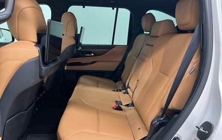 Lexus LX, 2024 год, 16 630 813 рублей, 11 фотография