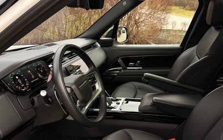 Land Rover Range Rover IV рестайлинг, 2022 год, 12 950 000 рублей, 15 фотография