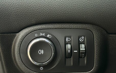 Opel Zafira C рестайлинг, 2018 год, 1 450 000 рублей, 32 фотография