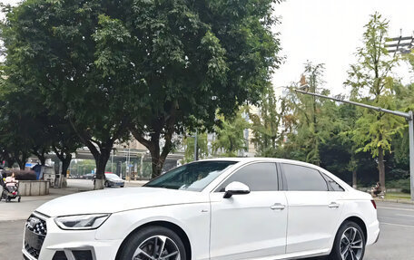 Audi A4, 2022 год, 2 840 000 рублей, 3 фотография