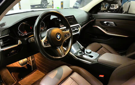 BMW 3 серия, 2022 год, 2 800 000 рублей, 10 фотография