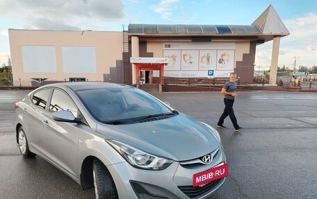 Hyundai Elantra V, 2014 год, 1 000 000 рублей, 2 фотография