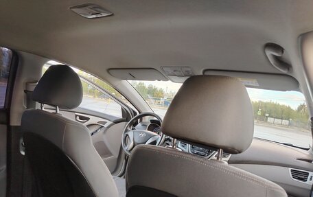 Hyundai Elantra V, 2014 год, 1 000 000 рублей, 13 фотография