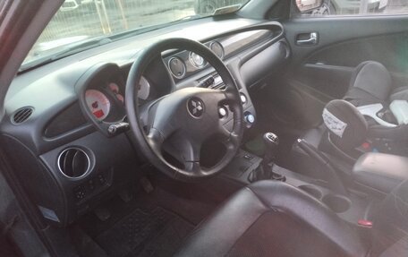 Mitsubishi Outlander III рестайлинг 3, 2004 год, 760 000 рублей, 25 фотография