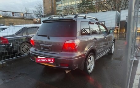 Mitsubishi Outlander III рестайлинг 3, 2004 год, 760 000 рублей, 22 фотография