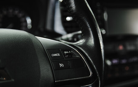 Mitsubishi Outlander III рестайлинг 3, 2017 год, 2 050 000 рублей, 17 фотография