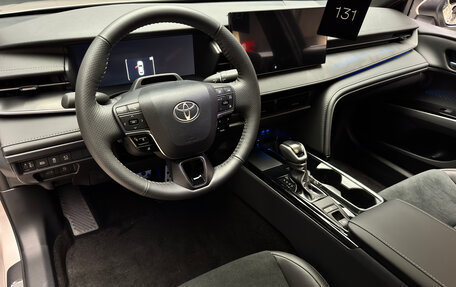 Toyota Camry, 2025 год, 4 900 000 рублей, 11 фотография