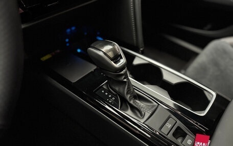 Toyota Camry, 2025 год, 4 900 000 рублей, 16 фотография