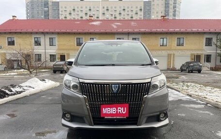 Toyota Esquire I, 2016 год, 1 995 000 рублей, 3 фотография