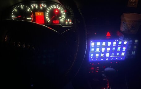 Audi A6, 2000 год, 585 000 рублей, 13 фотография