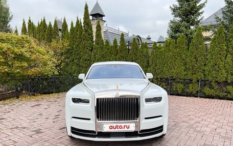 Rolls-Royce Phantom VIII, 2020 год, 74 000 000 рублей, 3 фотография