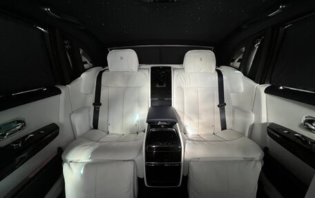 Rolls-Royce Phantom VIII, 2020 год, 74 000 000 рублей, 28 фотография