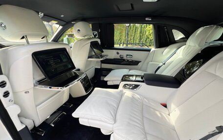 Rolls-Royce Phantom VIII, 2020 год, 74 000 000 рублей, 30 фотография