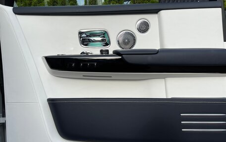 Rolls-Royce Phantom VIII, 2020 год, 74 000 000 рублей, 33 фотография